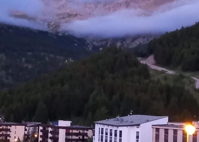 Apartment Aux Pieds Des Cimes Enchastrayes